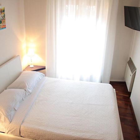 Appartement Lo Scalino à Vérone Extérieur photo