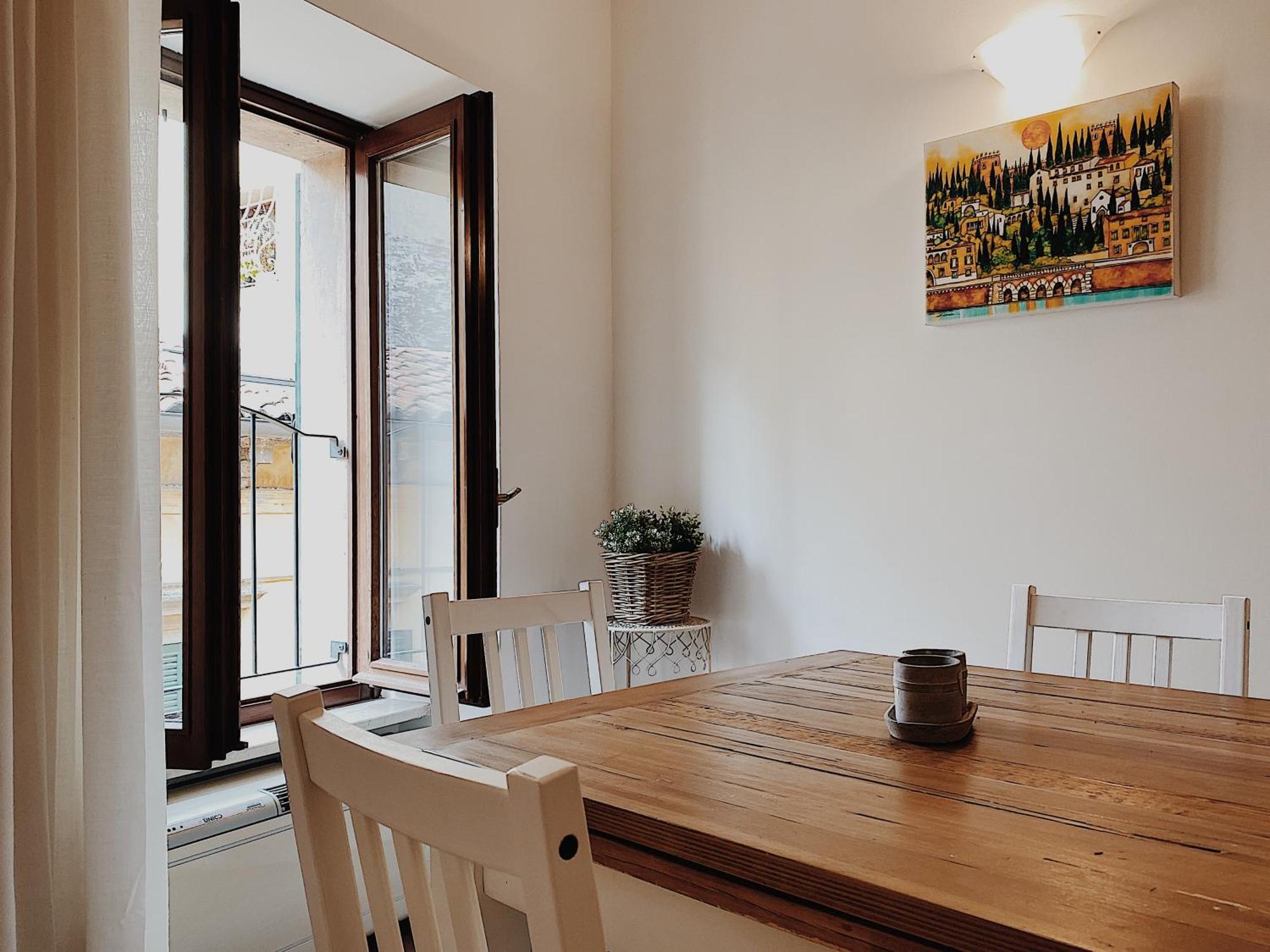 Appartement Lo Scalino à Vérone Extérieur photo